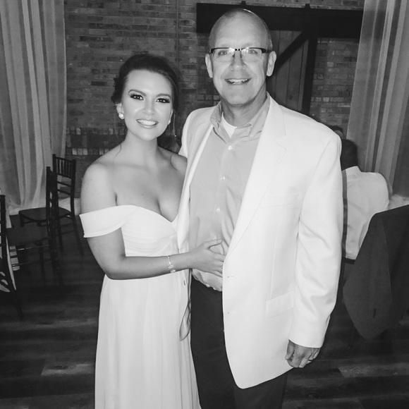 Meet your Posher, Rae - Picture 1 of 4